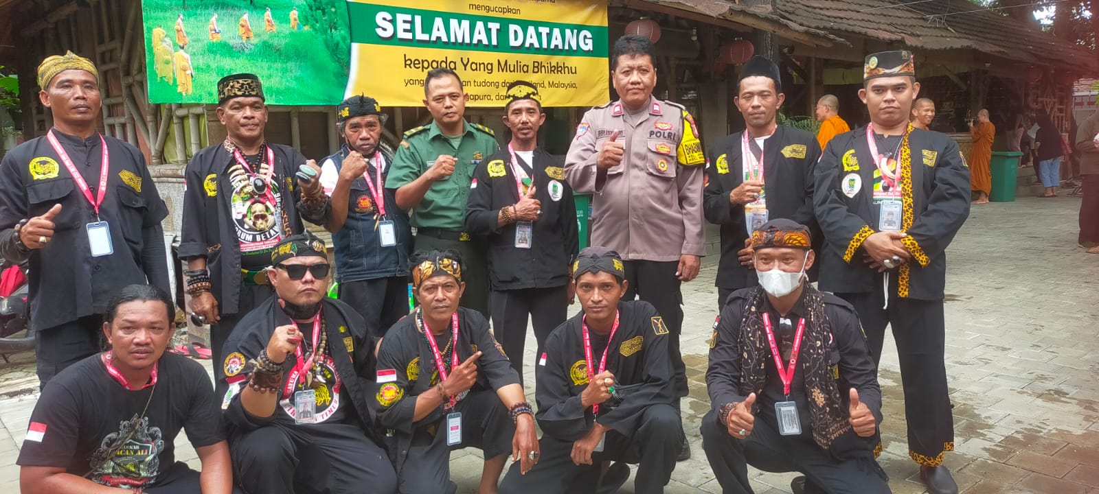 Bhabinkamtibmas Jakasampurna monitoring kedatangan Bhikkhu di Pondok Mediitasi Asri Bekasi Barat