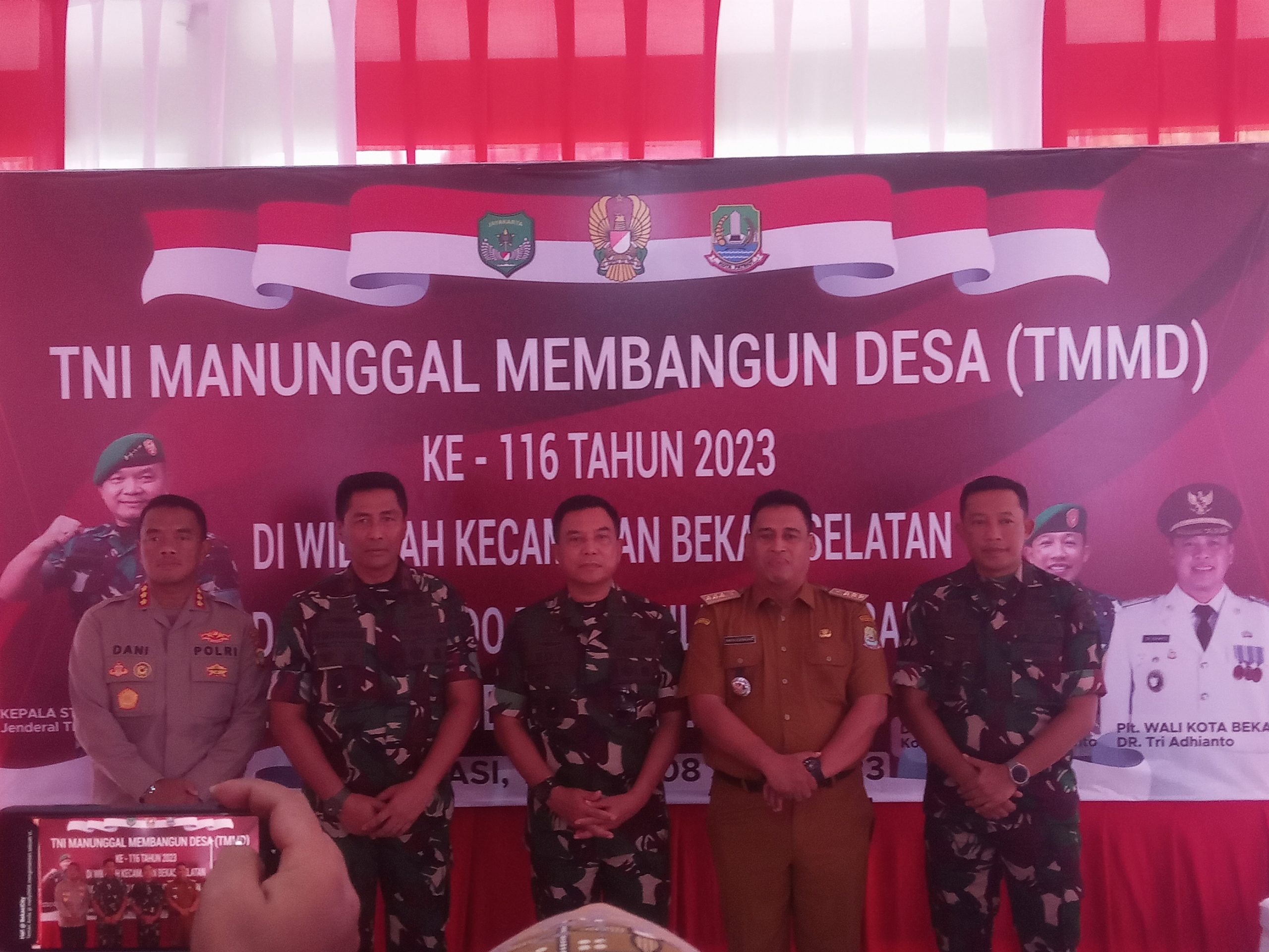 Kapolres Metro Bekasi Kota Hadiri Kegiatan Penutupan TMMD Ke-116 Tahun 2023 Kodim 0507/ Bekasi