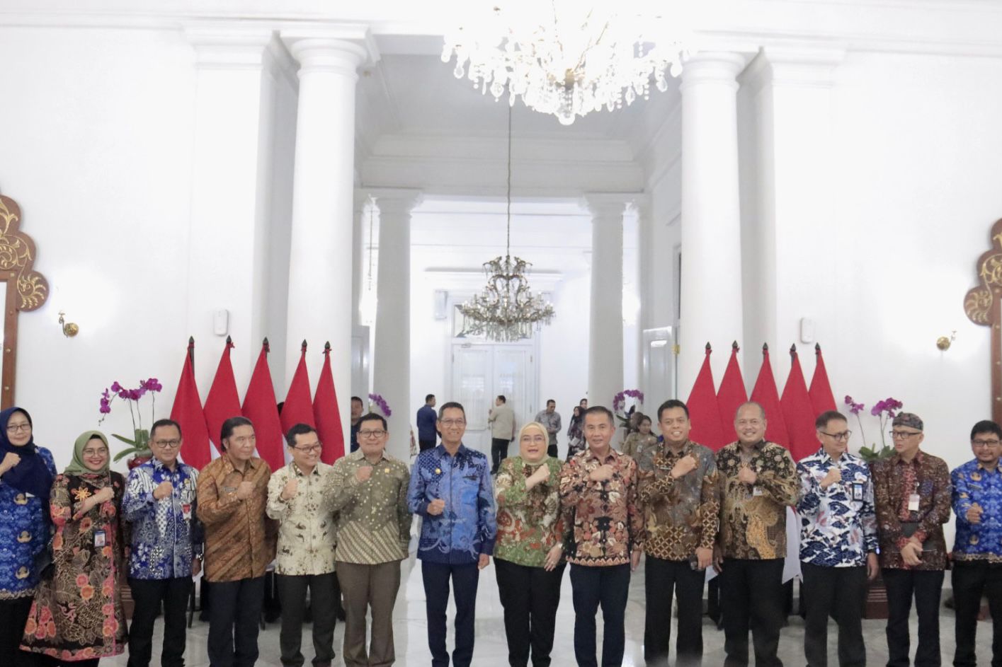 Pj. Wali Kota Bekasi Hadiri _High Level Meeting_ Tim Pengendalian Inflasi Daerah di Balai Kota DKI Jakarta