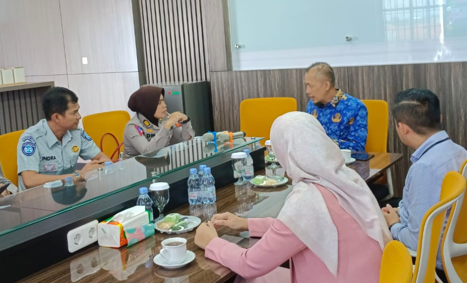 PT. JASA RAHARJA CABANG UTAMA JAWA BARAT MENGHADIRI RAPAT KOORDINASI TIM PEMBINA SAMSAT KABUPATEN BANDUNG I SOREANG