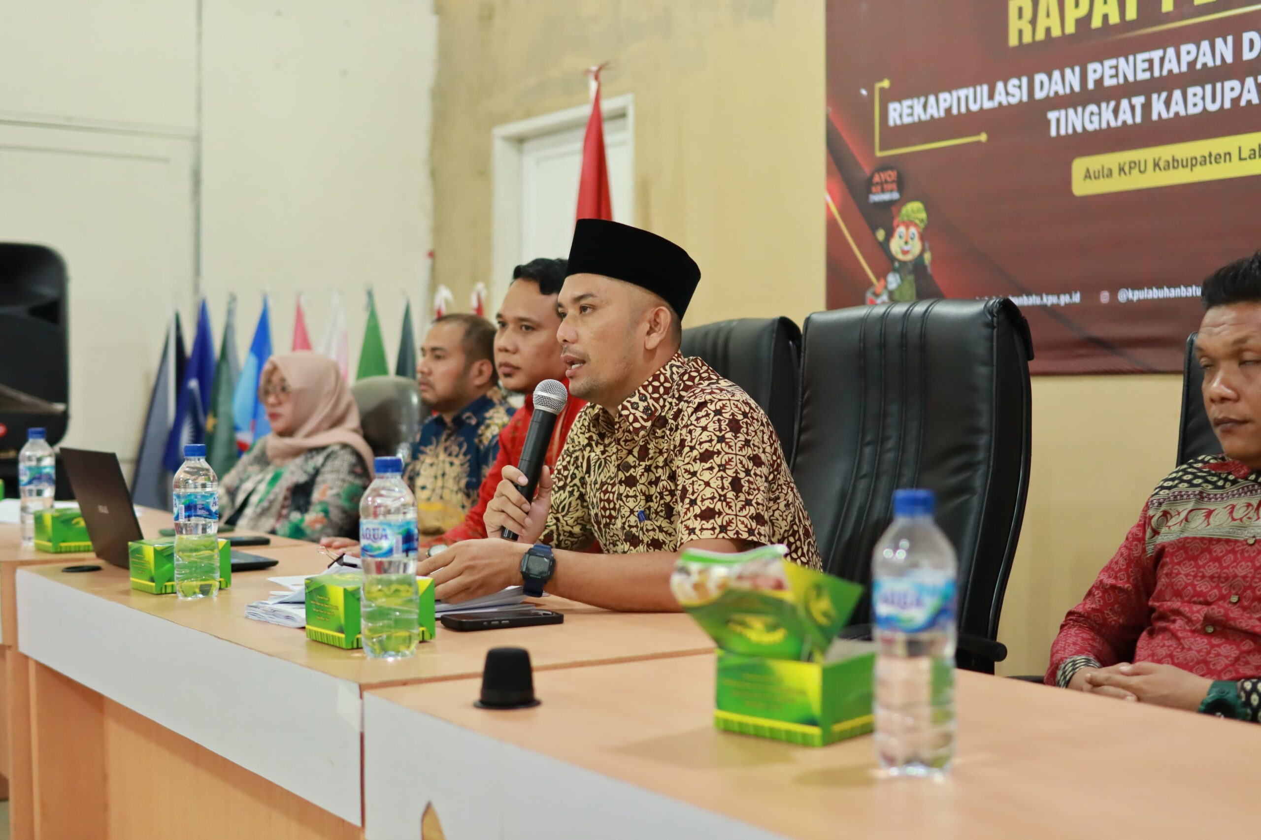 Plt Bupati Labuhanbatu Hadiri Rapat Pleno Terbuka Penetapan DPS Pilkada Serentak Tahun 2024